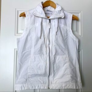 White Columbia Vest Med.